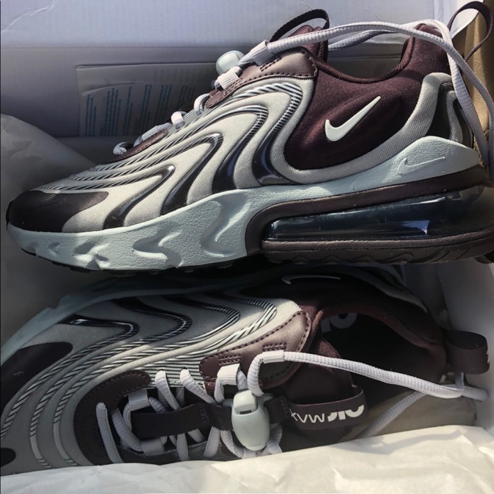 Nike React 270 Women’s Size 8